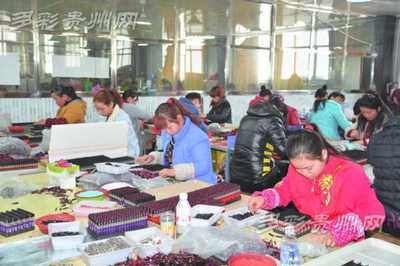 铜仁鞋业企业节后全力恢复生产 奋力实现新春开门红