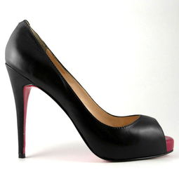 领头羊鞋业 卓越产品、多元加盟与鞋业发展新机遇